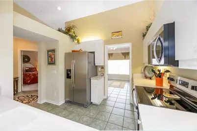 306 Lynbrook Circle #201, Venice, FL 34292 - Photo 13