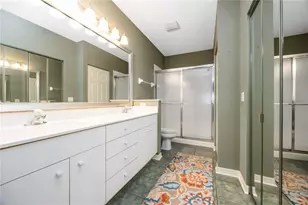 306 Lynbrook Cir, Venice, FL 34292 - Photo 17