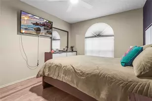 4235 Placid Dr, Sarasota, FL 34243 - Photo 33