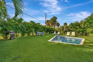 303 58th St, Holmes Beach, FL 34217 - Photo 73