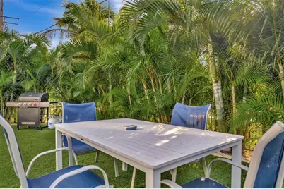 303 58th Street, Holmes Beach, FL 34217 - Photo 77