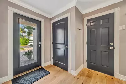 303 58th Street, Holmes Beach, FL 34217 - Photo 5