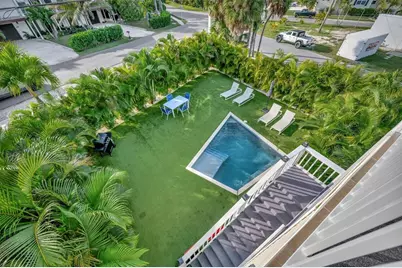 303 58th Street, Holmes Beach, FL 34217 - Photo 39