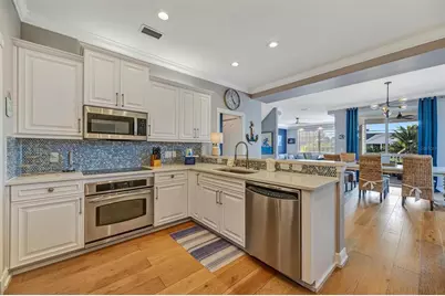 303 58th Street, Holmes Beach, FL 34217 - Photo 11