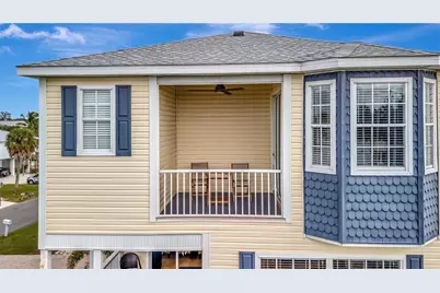 303 58th Street, Holmes Beach, FL 34217 - Photo 5