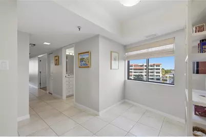 1425 Gulf Of Mexico Drive #408, Longboat Key, FL 34228 - Photo 7