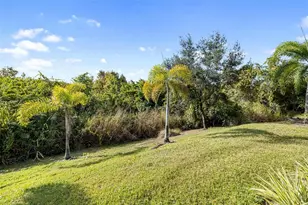 8168 36th St E, Sarasota, FL 34243 - Photo 55