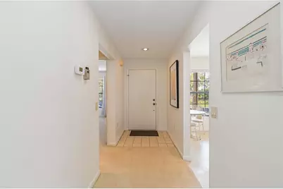 4727 Winslow Beacon #10, Sarasota, FL 34235 - Photo 5