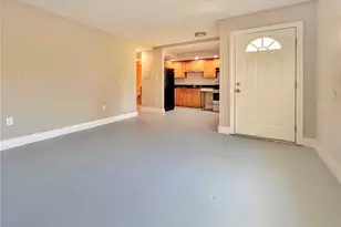 1090 Cocoanut Ave, Sarasota, FL 34236 - Photo 3