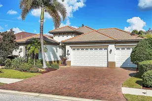 7833 Valderrama Way, Lakewood Ranch, FL 34202 - Photo 5