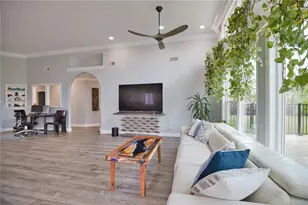 421 Bayside Ln, Nokomis, FL 34275 - Photo 11