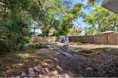 918 16th Street W, Bradenton, FL 34205 - Photo 23