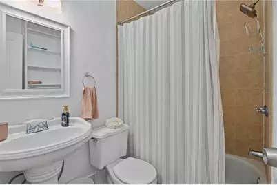 918 16th Street W, Bradenton, FL 34205 - Photo 17