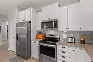 6323 Kenava Loop, Palmetto, FL 34221 - Photo 9