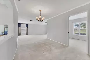 6708 12th Ave W, Bradenton, FL 34209 - Photo 9