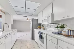 6708 12th Ave W, Bradenton, FL 34209 - Photo 11