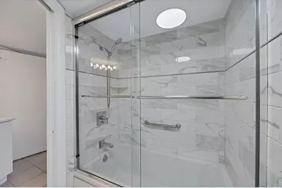 4825 Gulf Of Mexico Drive #202, Longboat Key, FL 34228 - Photo 31