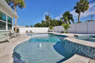 305 67th St, Holmes Beach, FL 34217 - Photo 3