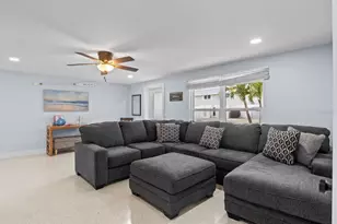 305 67th St, Holmes Beach, FL 34217 - Photo 11