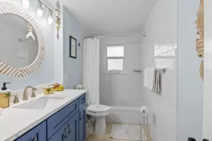 305 67th St, Holmes Beach, FL 34217 - Photo 29