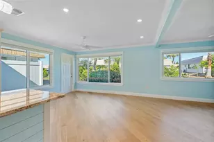 2305 Riverbluff Pkwy, Sarasota, FL 34231 - Photo 17