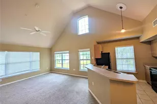 5611 Bidwell Pkwy, Sarasota, FL 34233 - Photo 5