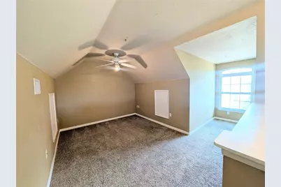 5611 Bidwell Parkway #205, Sarasota, FL 34233 - Photo 7