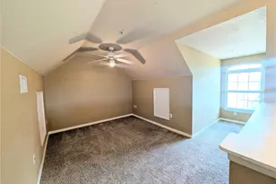 5611 Bidwell Pkwy, Sarasota, FL 34233 - Photo 7