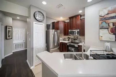 3760 Parkridge Circle #23-204, Sarasota, FL 34243 - Photo 17