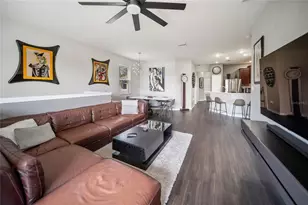 3760 Parkridge Cir, Sarasota, FL 34243 - Photo 3