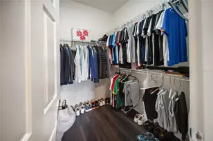 3760 Parkridge Cir, Sarasota, FL 34243 - Photo 23