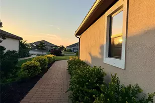 3019 Formia Ct, Bradenton, FL 34211 - Photo 5