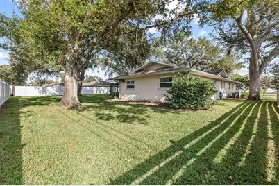 1812 48th Street W, Bradenton, FL 34209 - Photo 41