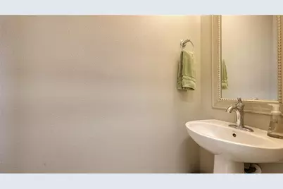 3776 82nd Avenue Circle E #103, Sarasota, FL 34243 - Photo 25