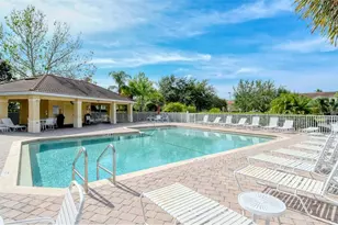 3776 82nd Ave Cir E, Sarasota, FL 34243 - Photo 37