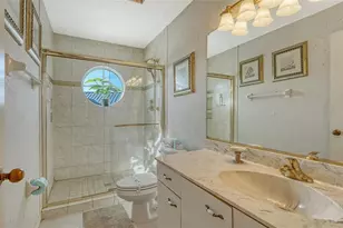 1225 Siesta Bayside Dr, Sarasota, FL 34242 - Photo 37