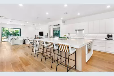 2177 Sunnyside Place, Sarasota, FL 34239 - Photo 9