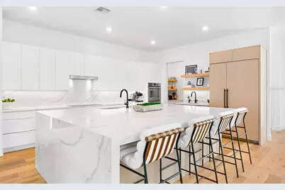 2177 Sunnyside Place, Sarasota, FL 34239 - Photo 11