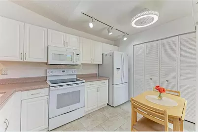 3441 Beekman Place #40, Sarasota, FL 34235 - Photo 9