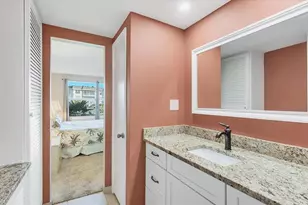 4370 Chatham Dr, Longboat Key, FL 34228 - Photo 13