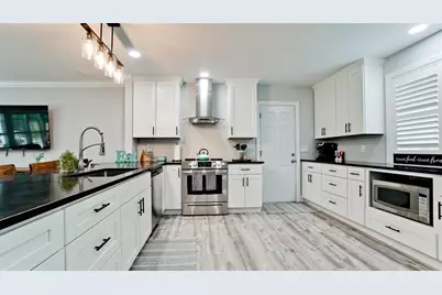 1511 21st Street W, Bradenton, FL 34205 - Photo 11