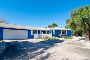 627 Concord Ln, Holmes Beach, FL 34217 - Photo 5