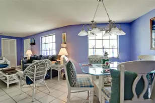 627 Concord Ln, Holmes Beach, FL 34217 - Photo 33