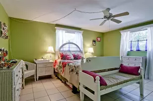 627 Concord Ln, Holmes Beach, FL 34217 - Photo 43