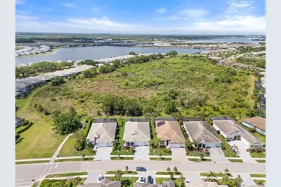 8281 Grande Shores Drive, Sarasota, FL 34240 - Photo 57