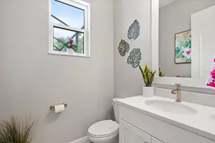 8281 Grande Shores Dr, Sarasota, FL 34240 - Photo 21