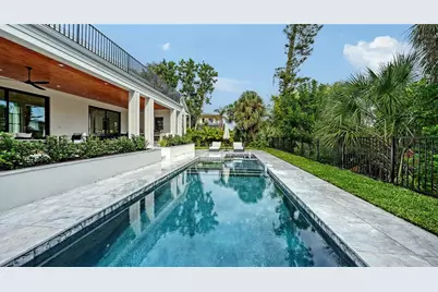 656 Tropical Circle, Sarasota, FL 34242 - Photo 15