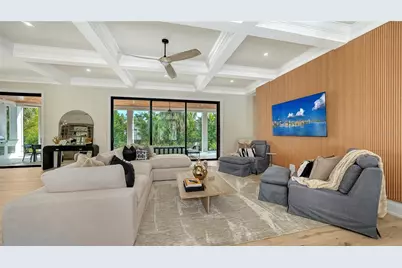 656 Tropical Circle, Sarasota, FL 34242 - Photo 9