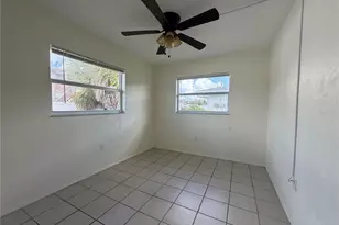 2507 Terry Ln, Sarasota, FL 34231 - Photo 9