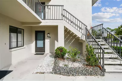 7676 Eagle Creek Drive, Sarasota, FL 34243 - Photo 7